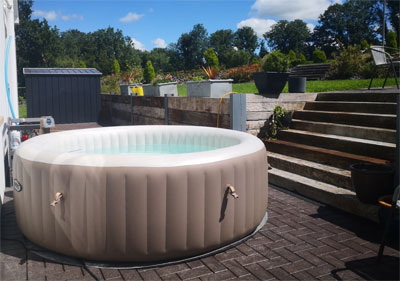 Hot tub in a garden in Pembrokeshire